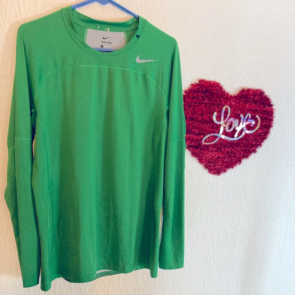 Went to Goodwill! Profection Nike Pro Mens Long Sleeve Tee NWOT - Picture 1 of 4